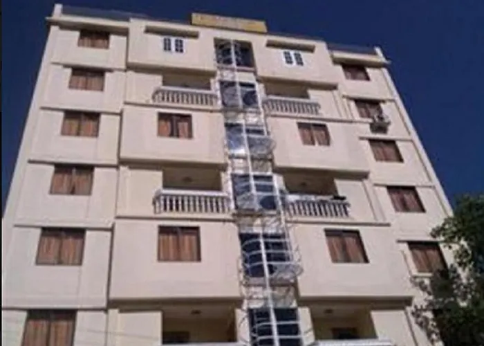 Thamada Family Hotel